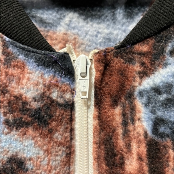 Handmade Fleece Zip-Up - Picture 4 of 9